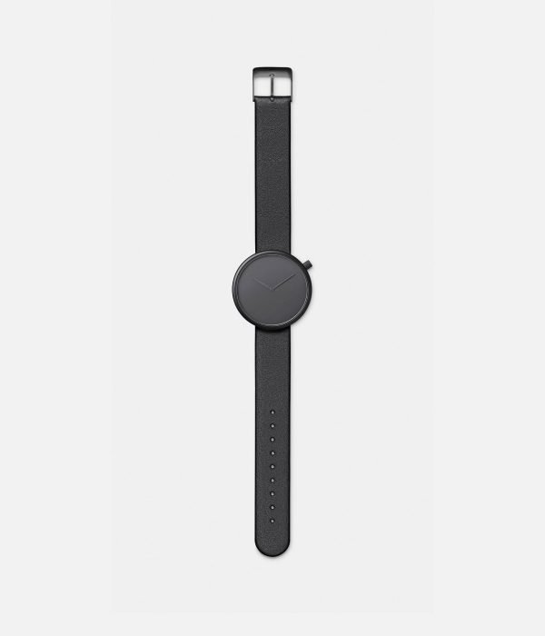 Circular facet watch